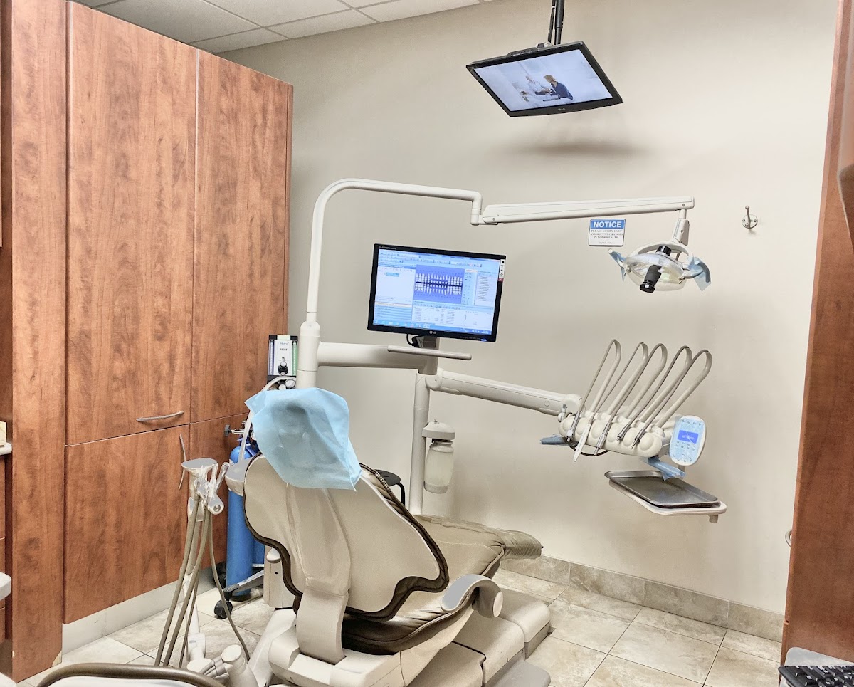 Healey Dental Care dental clinic in Bolton - Photo 1