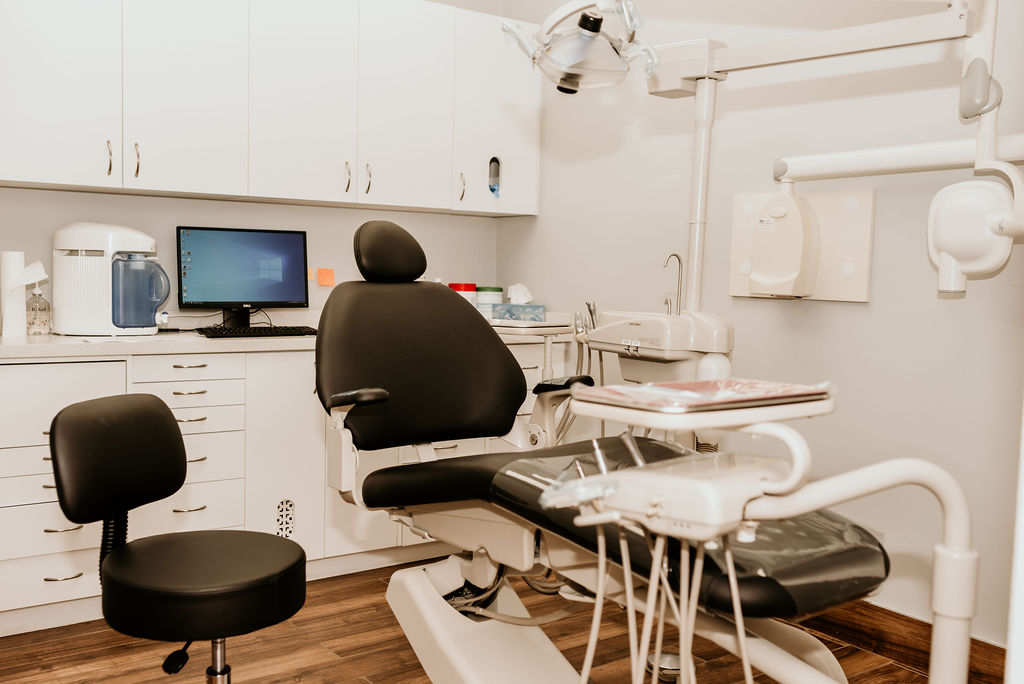 Caledon Dental Centre dental clinic in Caledon Village - Photo 2