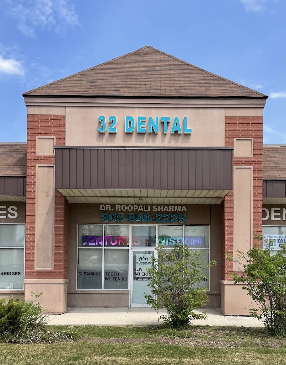 32 Dental Care dental clinic in Brampton - Photo 2