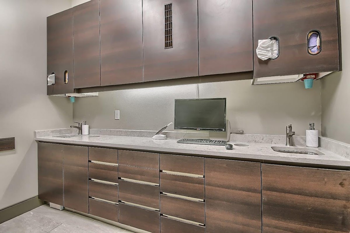 Venice Dental dental clinic in Vaughan - Photo 7