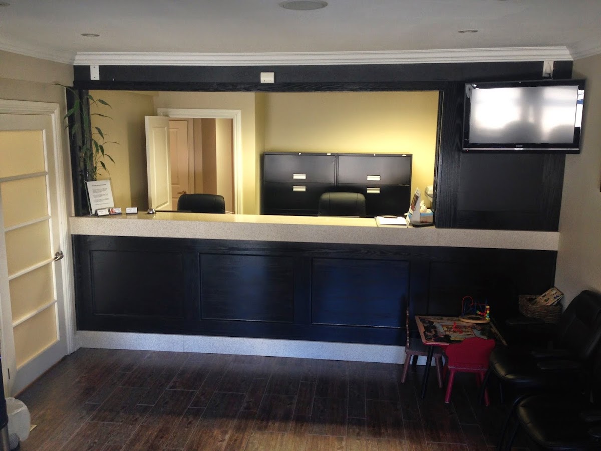 Keele Dental Care dental clinic in King City - Photo 6