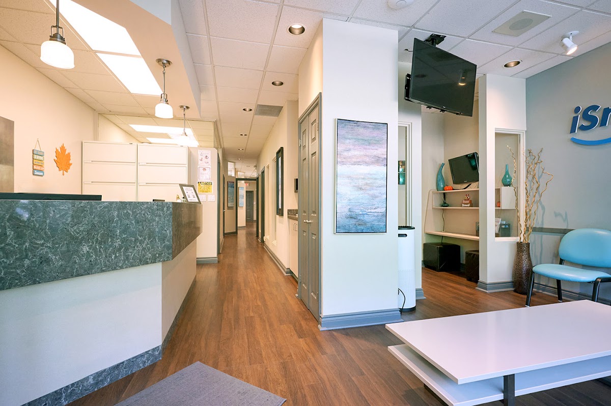 iSmile Dental Centre (North) dental clinic in Brampton - Photo 3