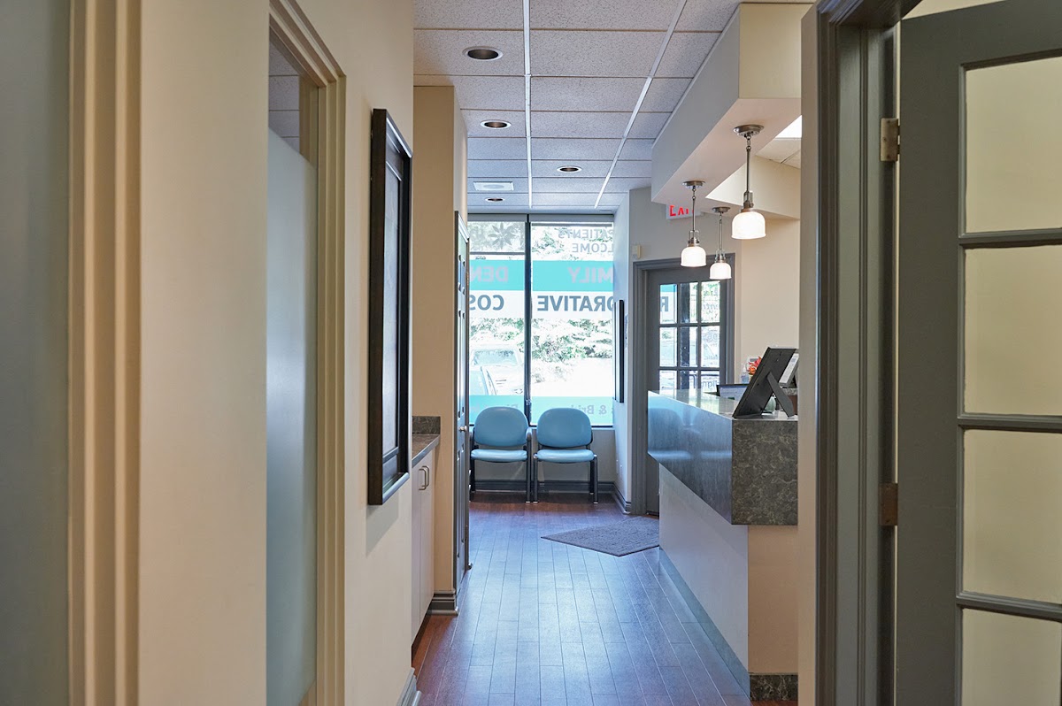 iSmile Dental Centre (North) dental clinic in Brampton - Photo 9