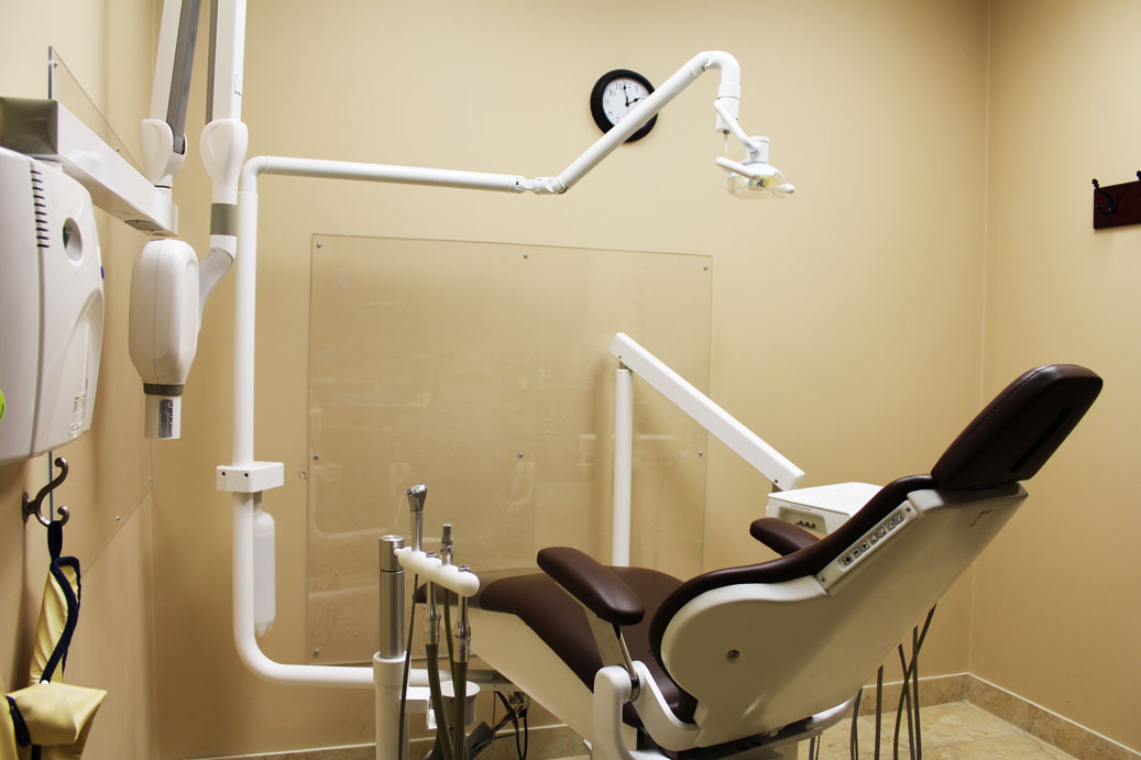 Mount Pleasant Dentistry dental clinic in Brampton - Photo 3