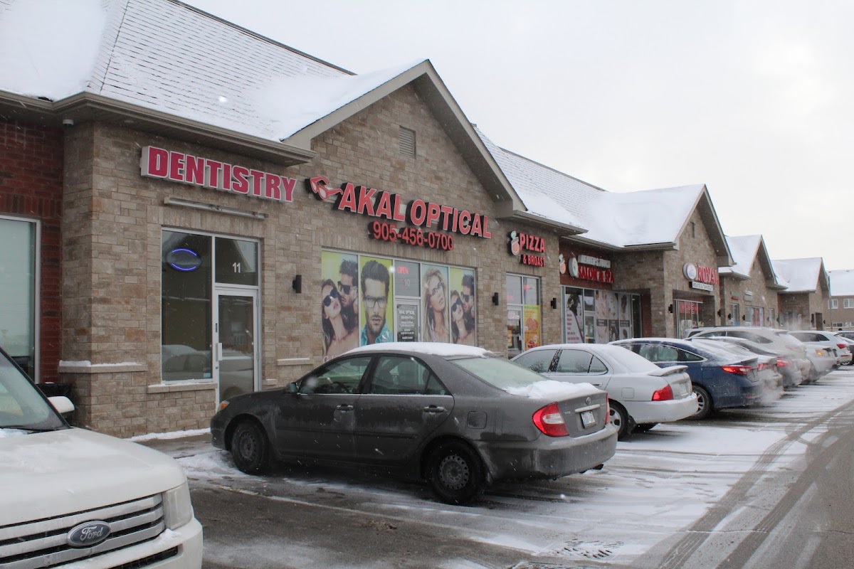 Mount Pleasant Dentistry dental clinic in Brampton - Photo 5