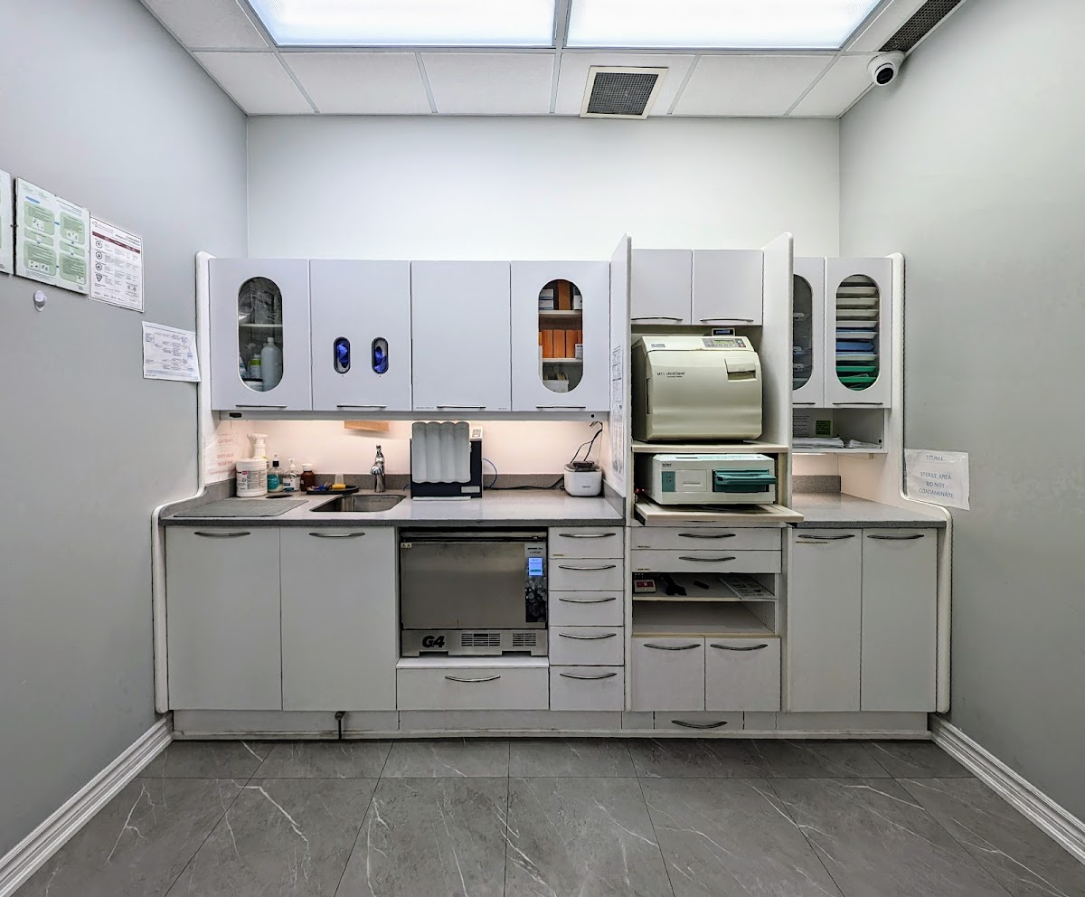 Fletcher's Creek Dental Brampton dental clinic in Brampton - Photo 8