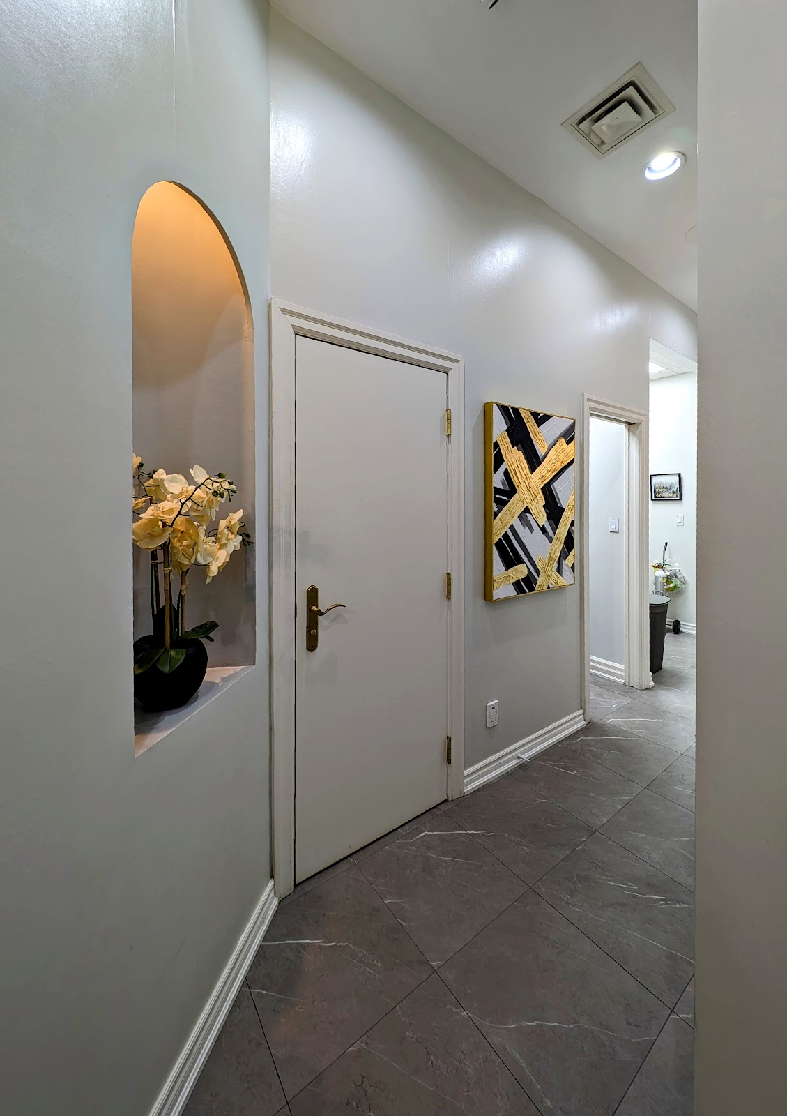 Fletcher's Creek Dental Brampton dental clinic in Brampton - Photo 9