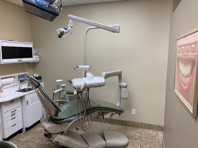Richmond Hill Smiles dental clinic in Richmond Hill - Photo 3