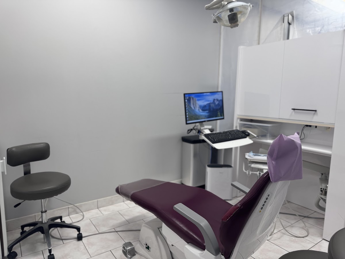 South Brampton Dental Centre dental clinic in Brampton - Photo 8