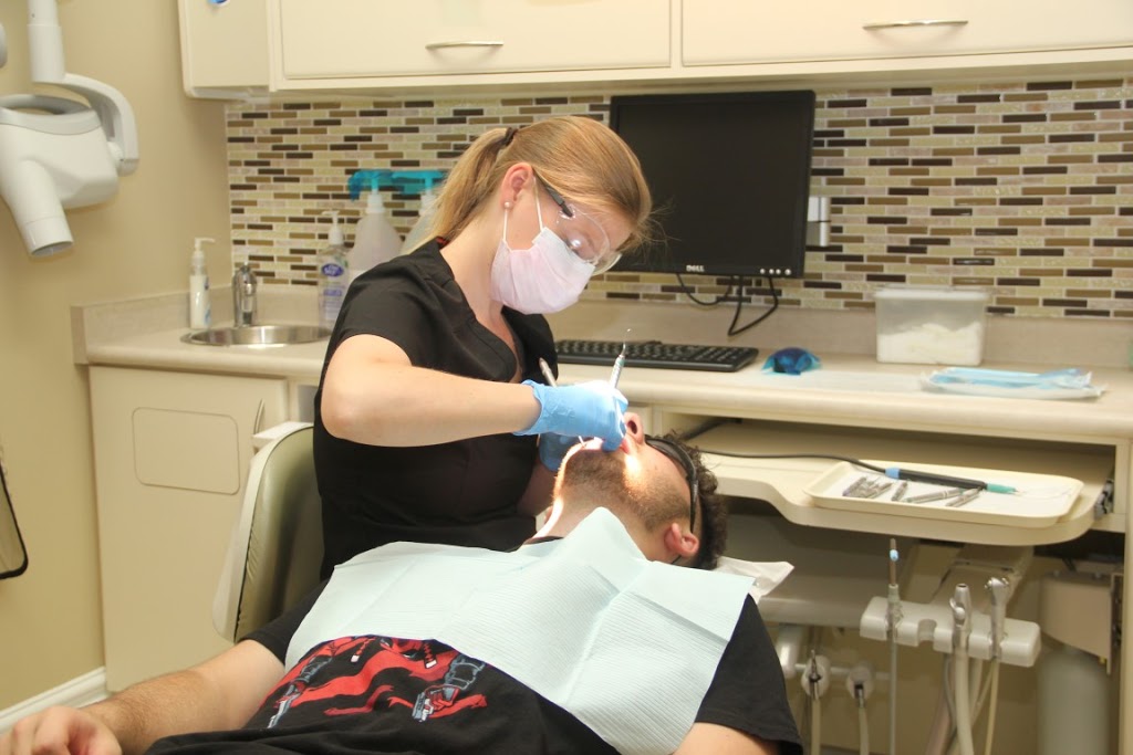 Mayfield Dental Clinic dental clinic in Brampton - Photo 9