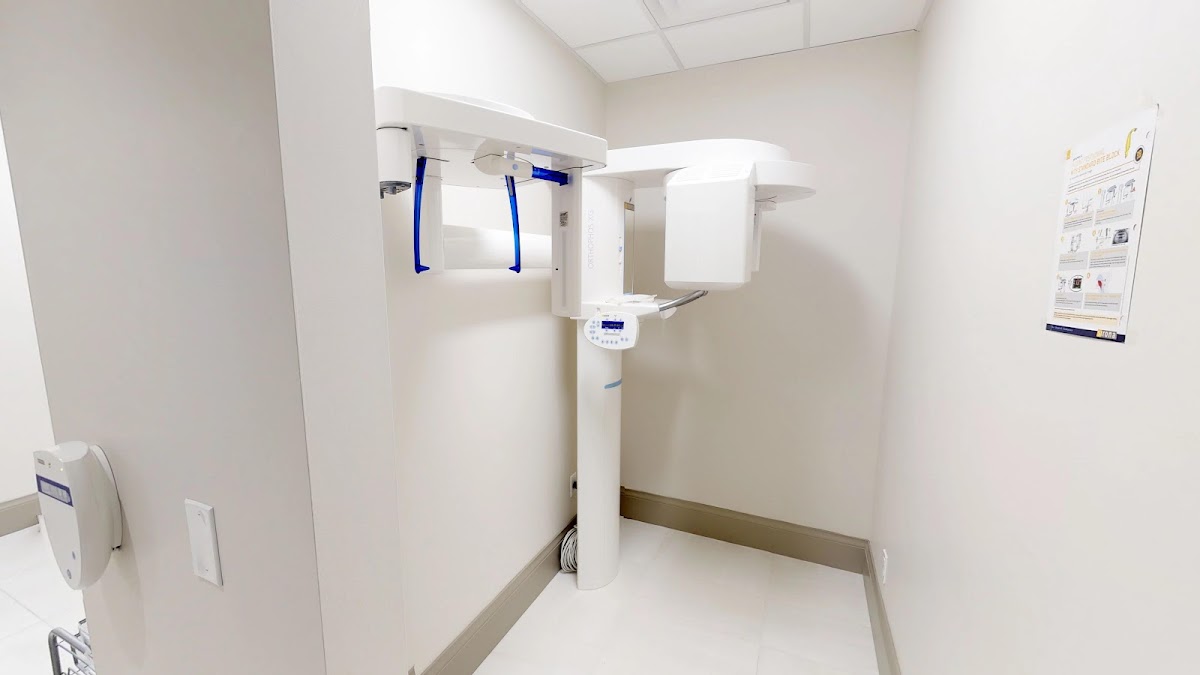 Polaris Dental dental clinic in Brampton - Photo 10