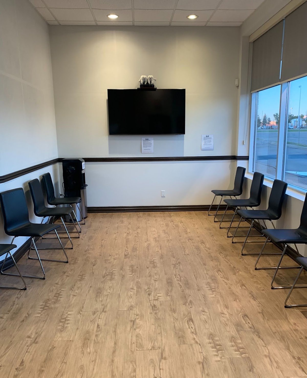 Newmarket dentist - Newmarket Dental Care dental clinic in Newmarket - Photo 2