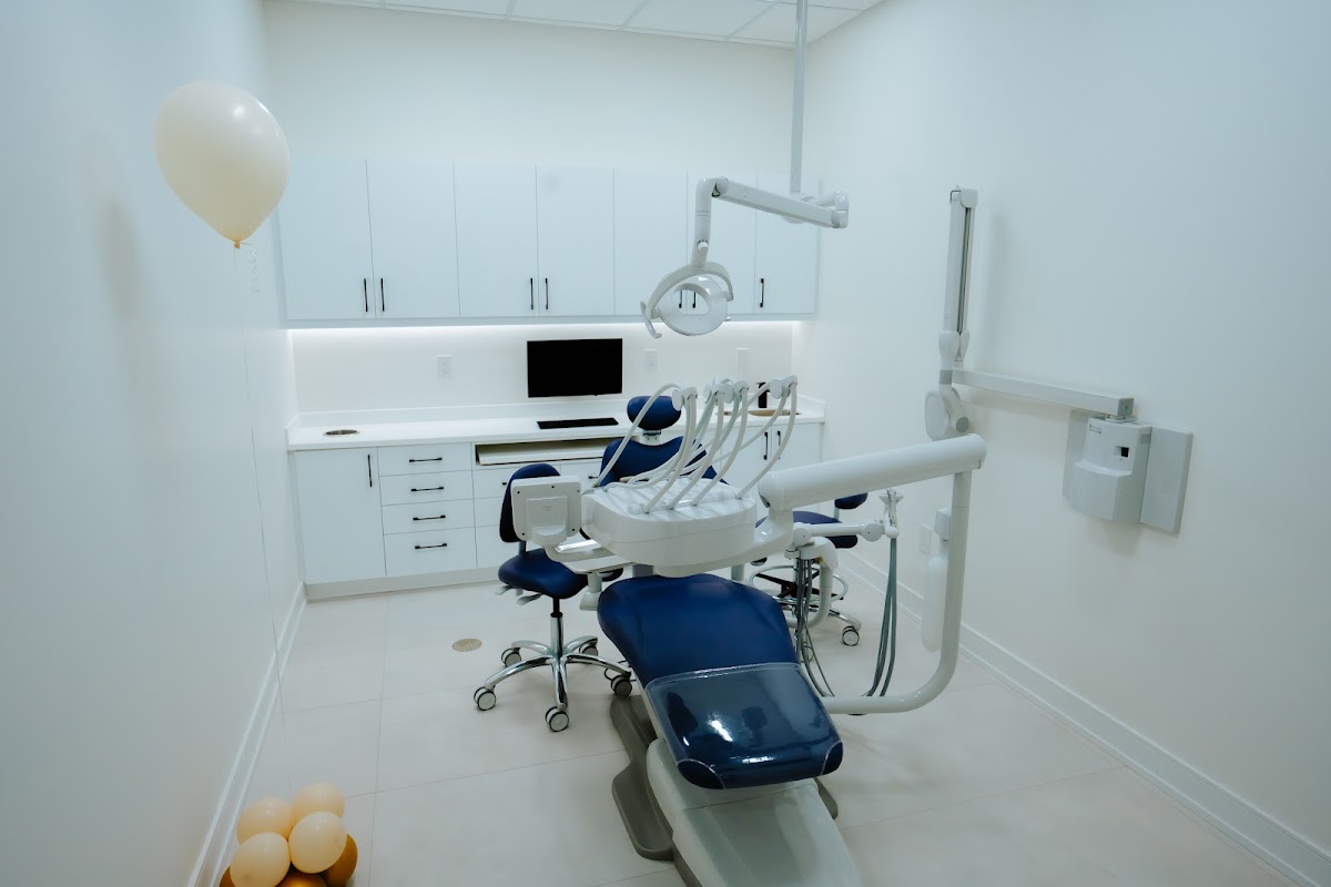 Bright 32 Dental dental clinic in Oakville - Photo 9