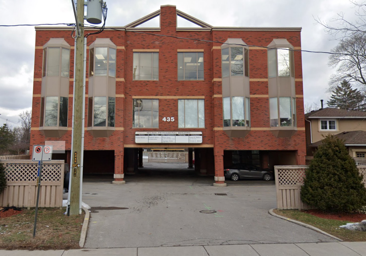 Signature Smiles Dental Studio dental clinic in Oakville - Photo 3