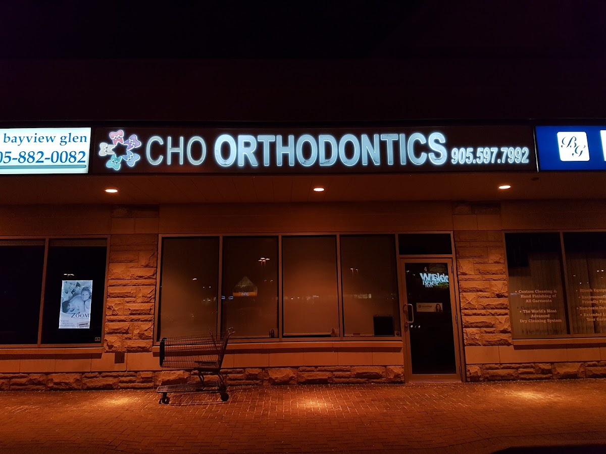 Cho Orthodontics dental clinic in Richmond Hill - Photo 2
