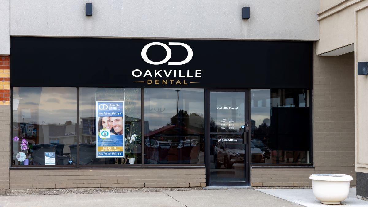 Oakville Dental dental clinic in Oakville - Photo 1