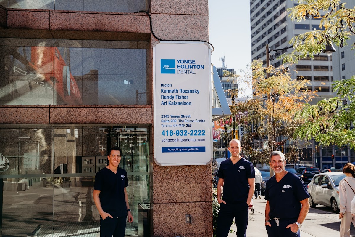 Yonge Eglinton Dental dental clinic in Old Toronto - Photo 1