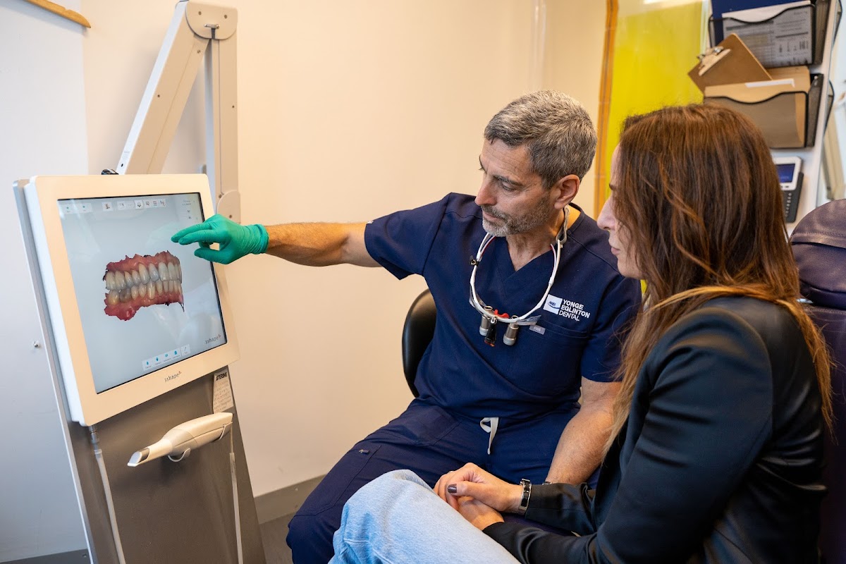 Yonge Eglinton Dental dental clinic in Old Toronto - Photo 10