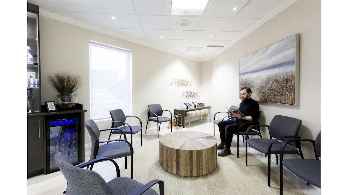 River Oaks Dental dental clinic in Oakville - Photo 1