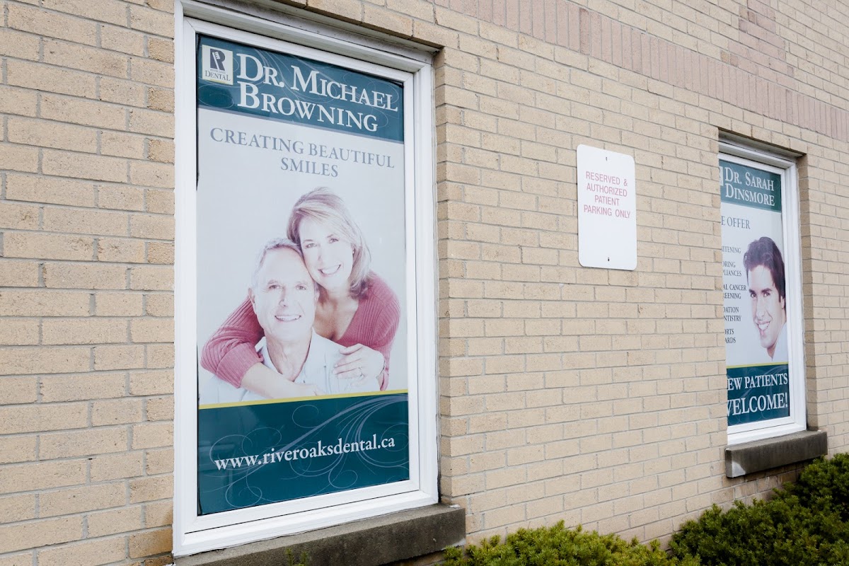 River Oaks Dental dental clinic in Oakville - Photo 4