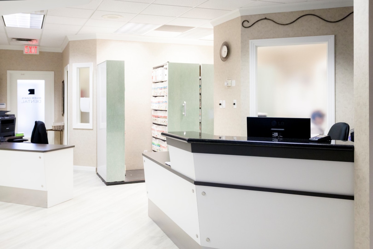 River Oaks Dental dental clinic in Oakville - Photo 6