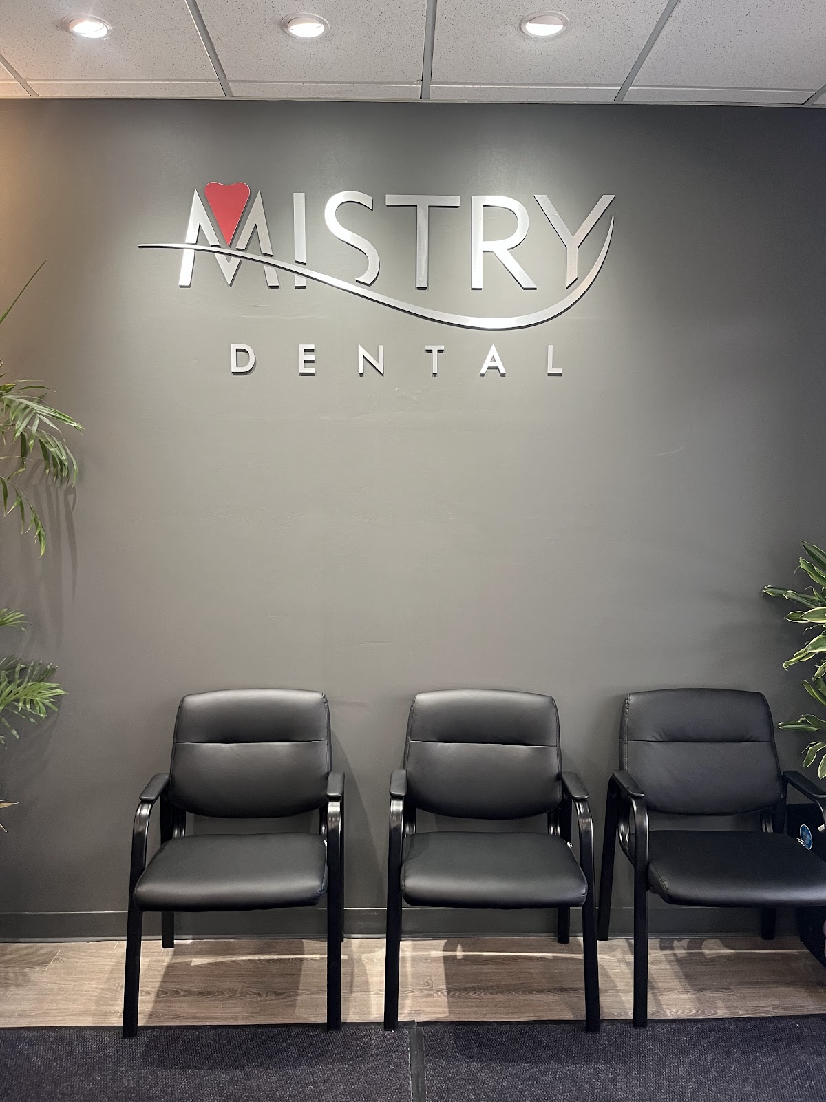 Mistry Dental dental clinic in Mississauga - Photo 2