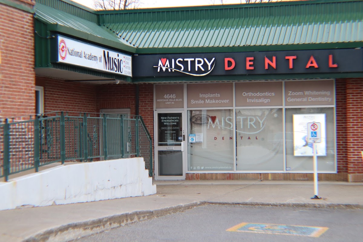 Mistry Dental dental clinic in Mississauga - Photo 5