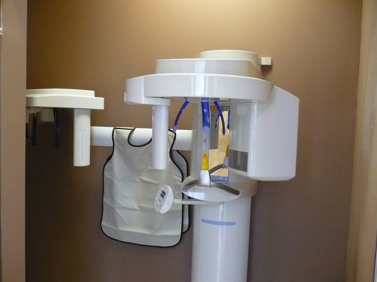 Markham 7 Dental dental clinic in Markham - Photo 9