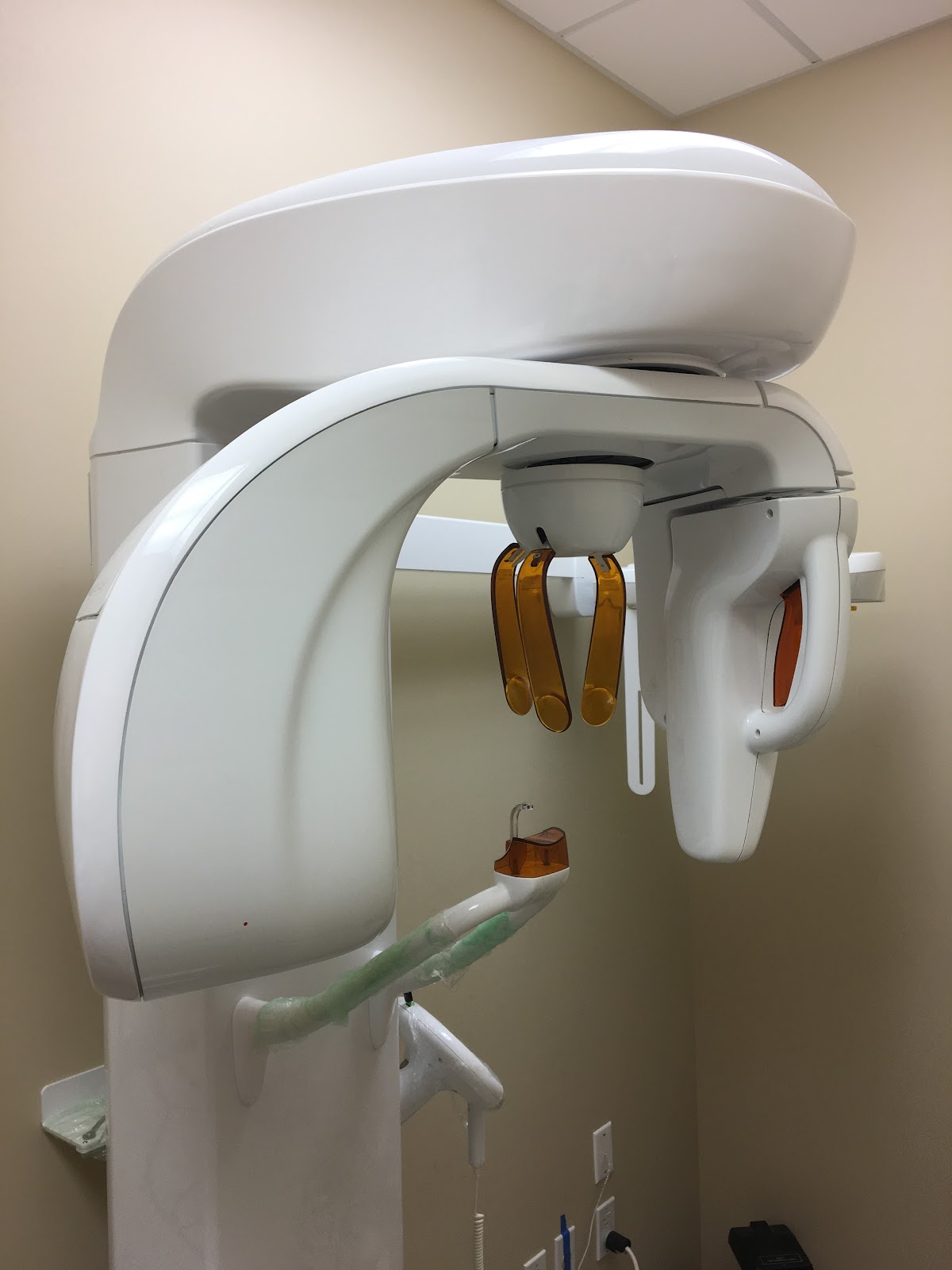 New Delhi Dental - Markham dental clinic in Markham - Photo 8
