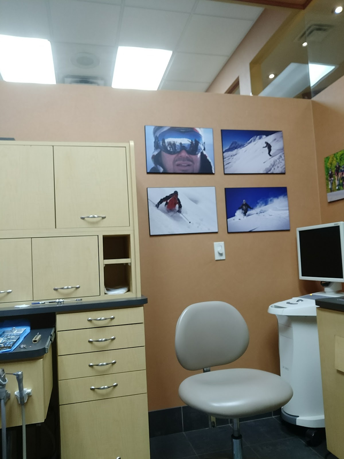 East Credit Dental dental clinic in Mississauga - Photo 2
