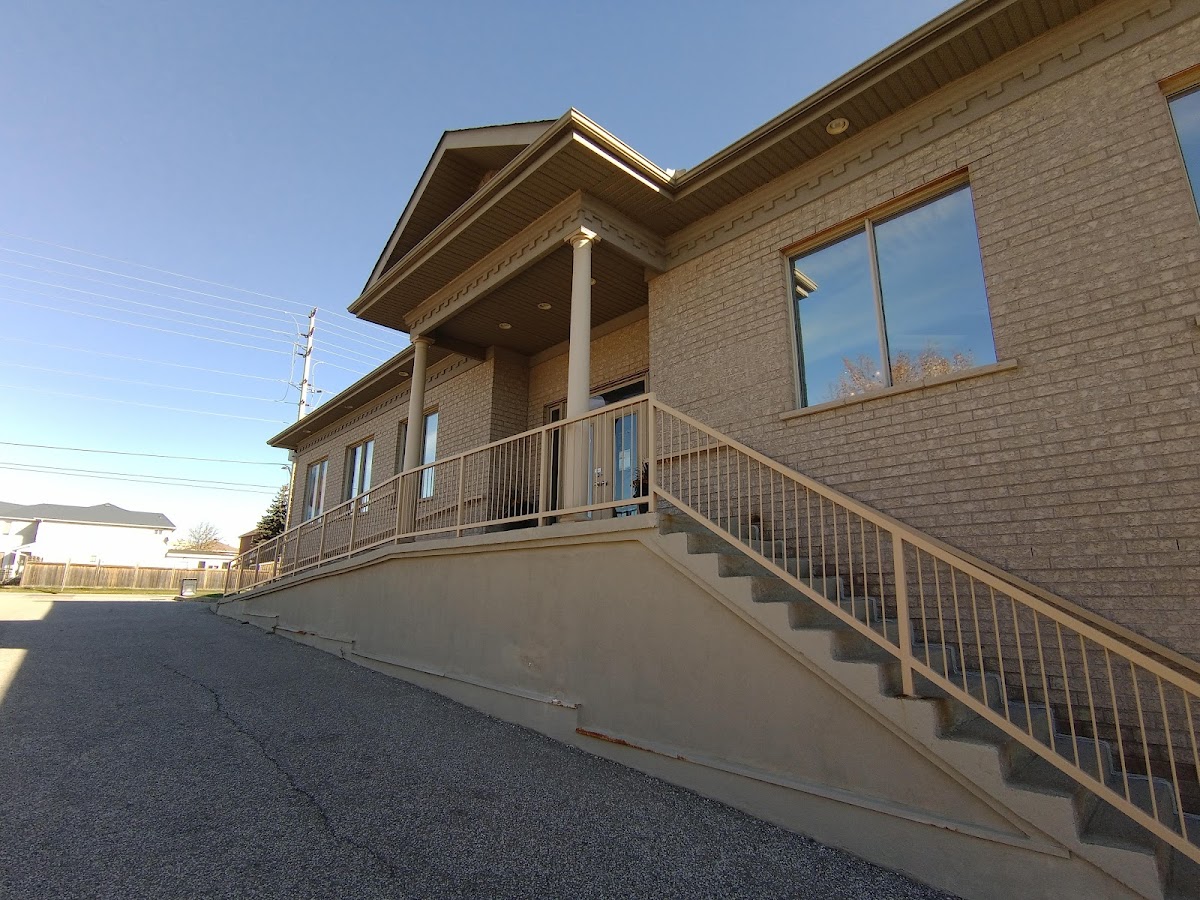 East Credit Dental dental clinic in Mississauga - Photo 4