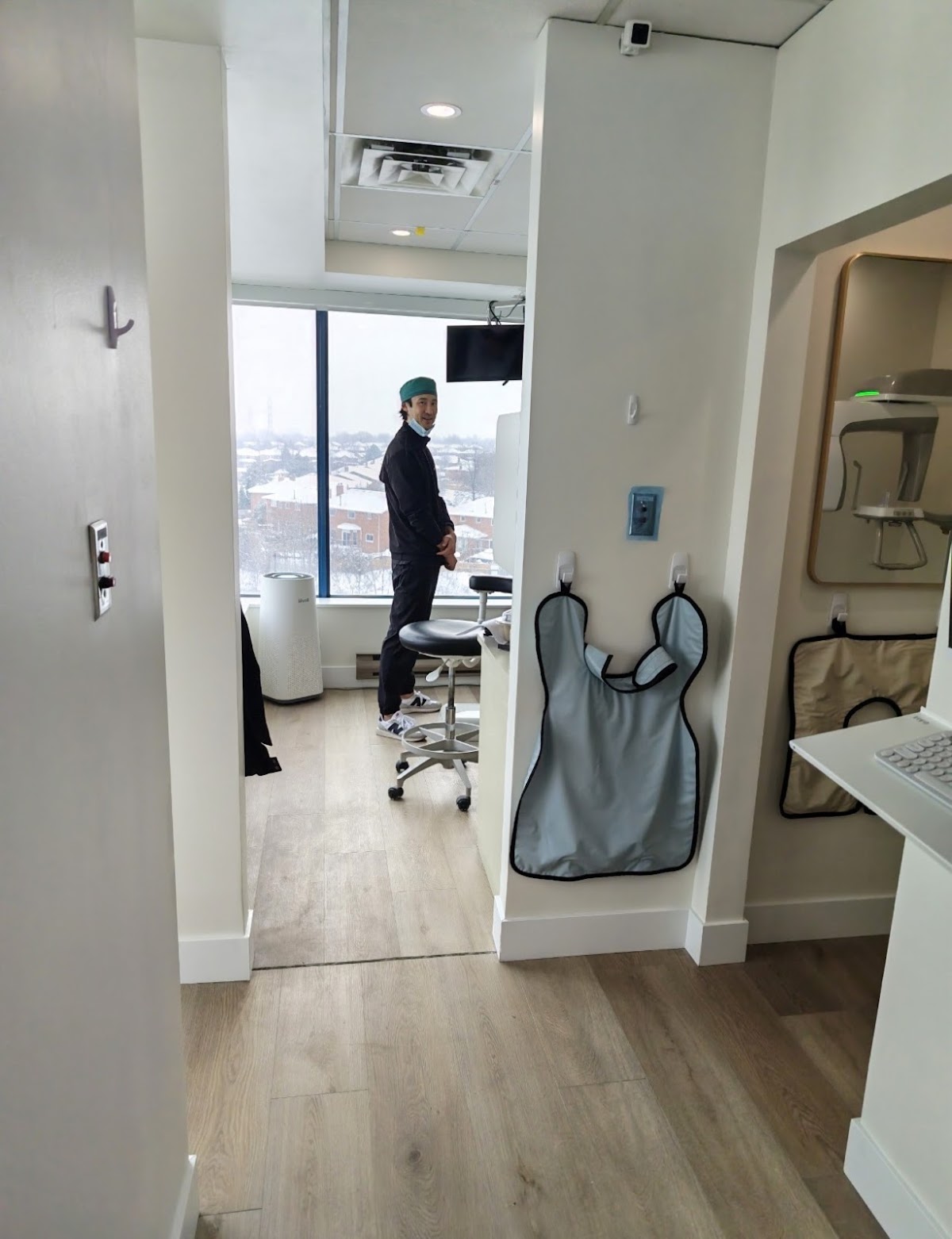 aLo dental dental clinic in Mississauga - Photo 2