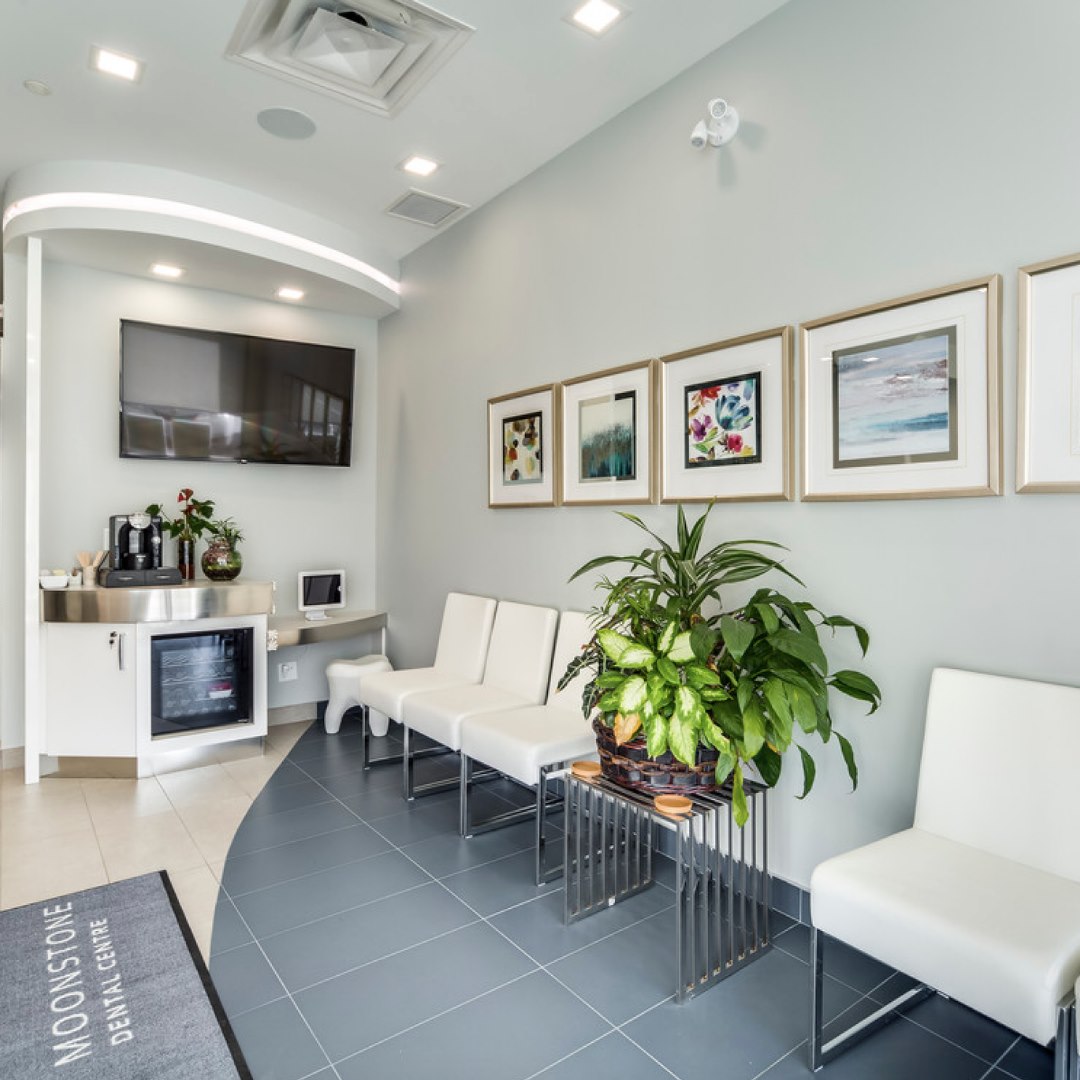Moonstone Dental Centre - Oakville Mississauga dental clinic in Oakville - Photo 5