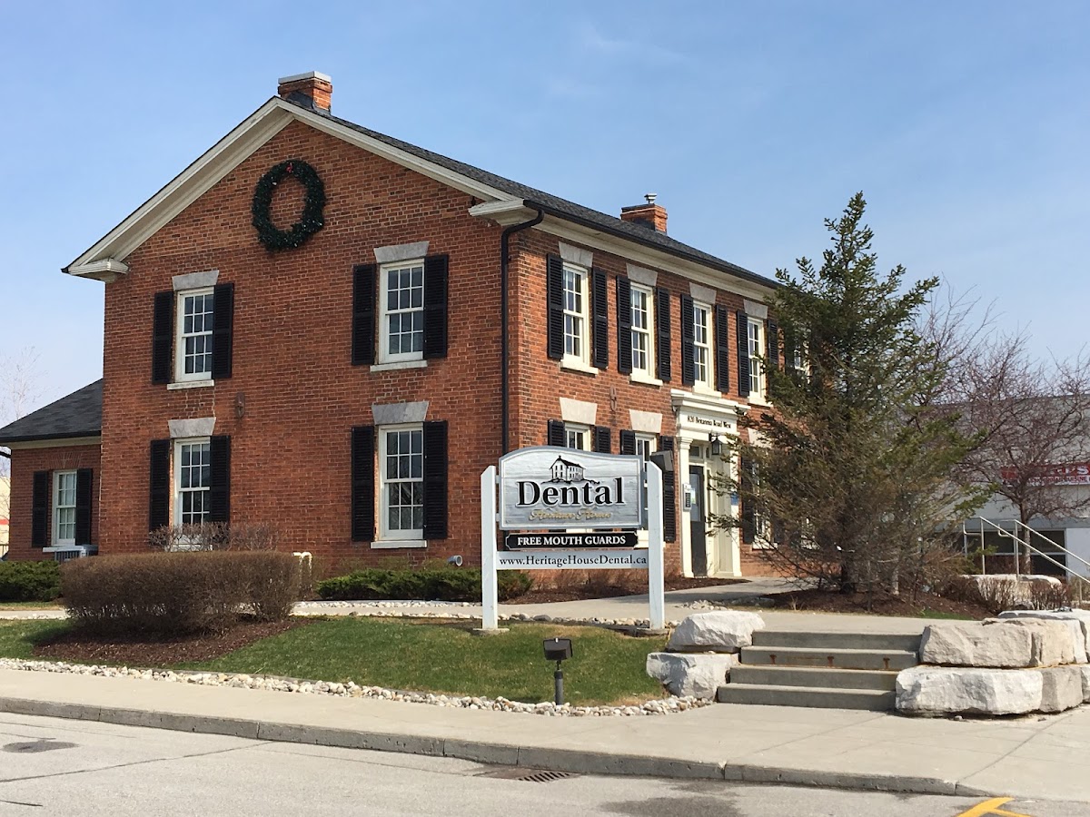 Heritage House Dental dental clinic in Mississauga - Photo 3