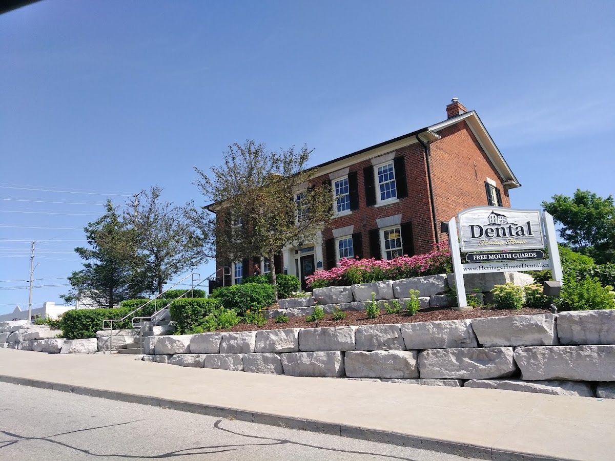 Heritage House Dental dental clinic in Mississauga - Photo 5
