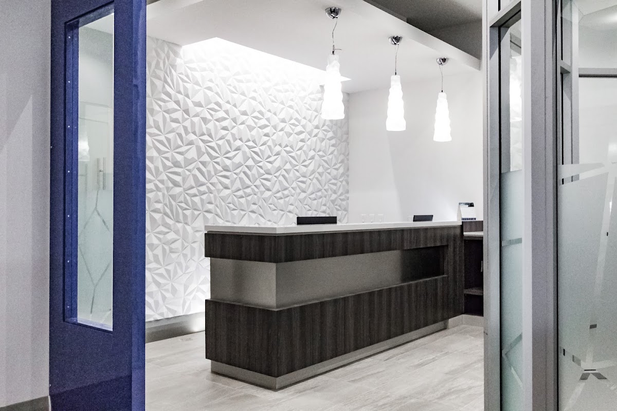 Lakeview Dentistry - Dr. Dat Phung dental clinic in Mississauga - Photo 4