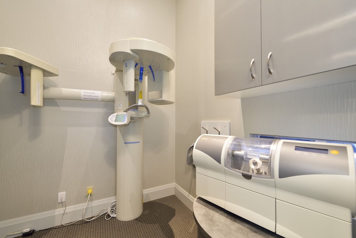 Urban Dental Centre dental clinic in Mississauga - Photo 10