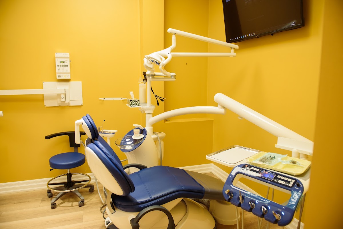 Smile Horizons Dental Arts dental clinic in Mississauga - Photo 3