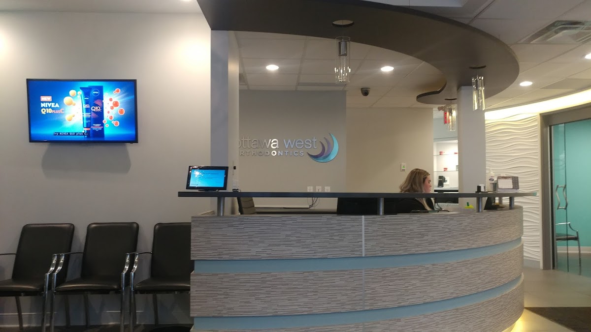 Ottawa West Orthodontics dental clinic in Ottawa - Photo 2