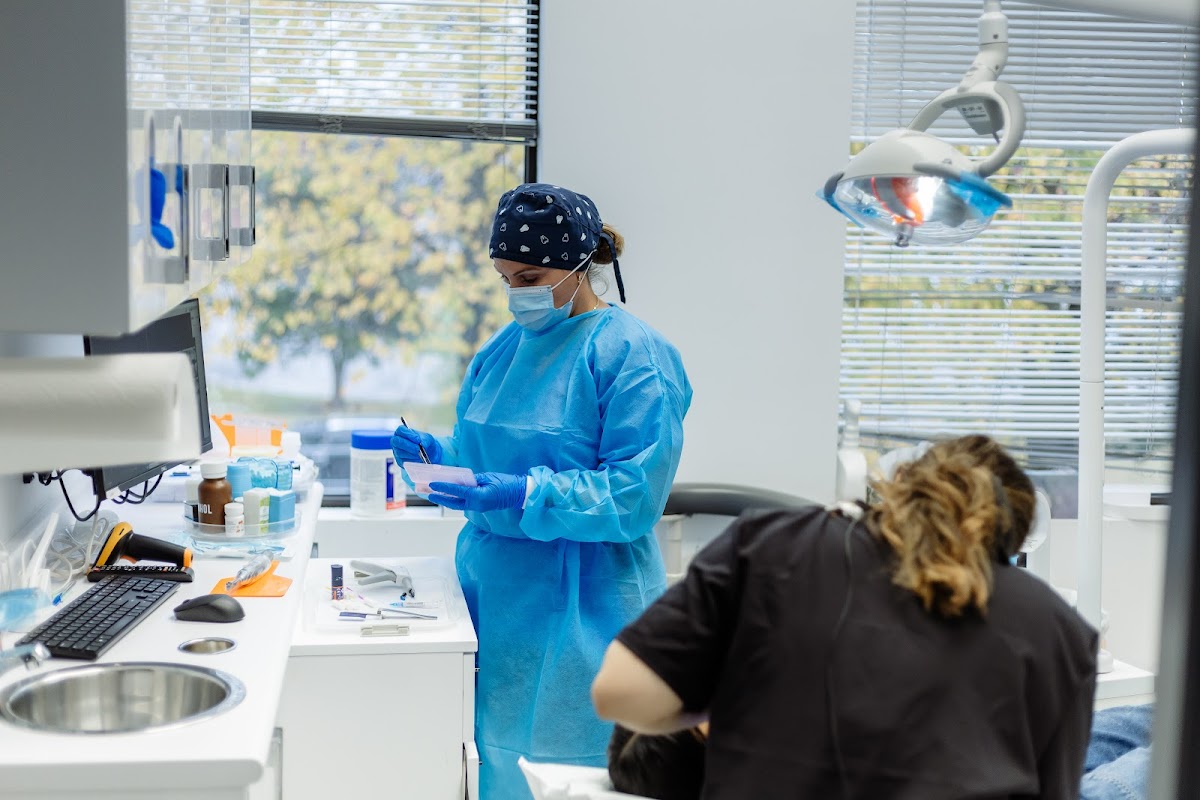 Benitez Dental Clinic - Mississauga dental clinic in Mississauga - Photo 5