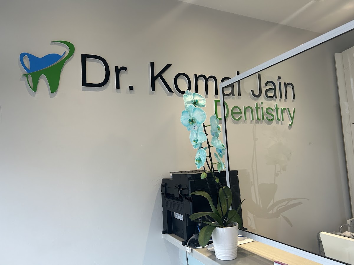 Komal Jain Dentistry dental clinic in Mississauga - Photo 8