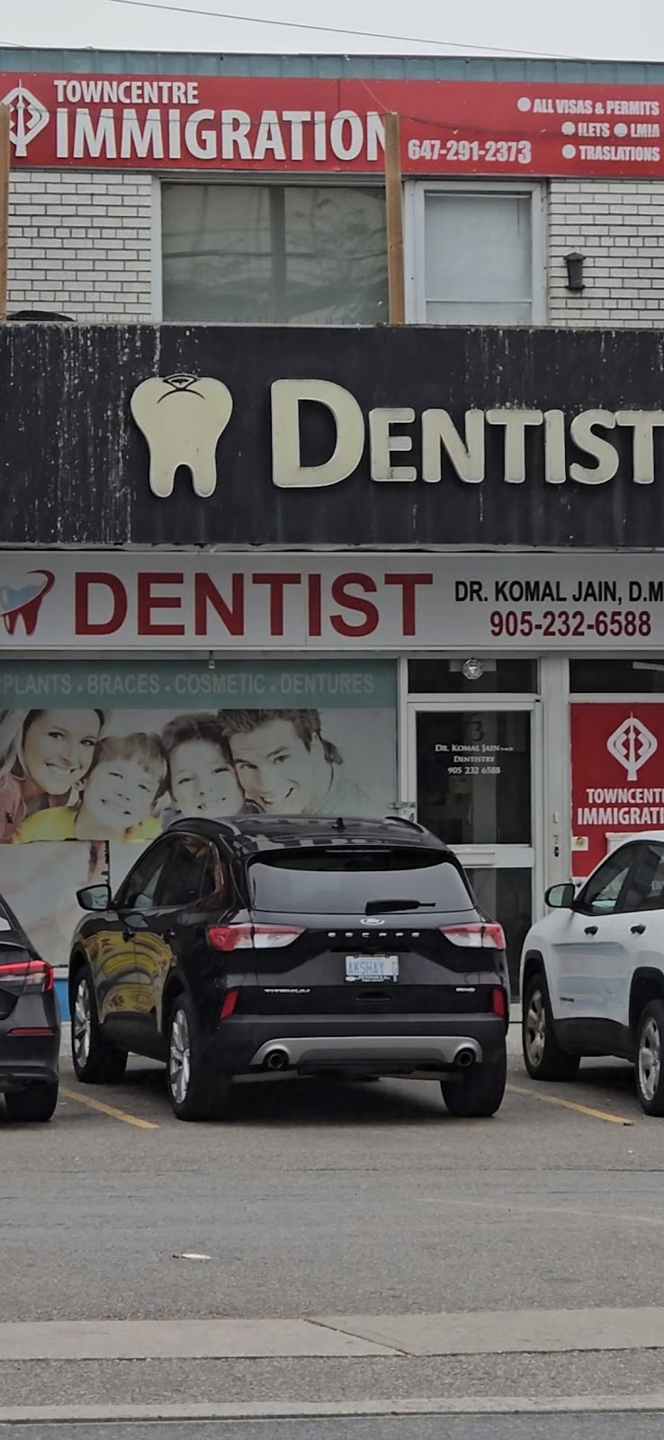 Komal Jain Dentistry dental clinic in Mississauga - Photo 9