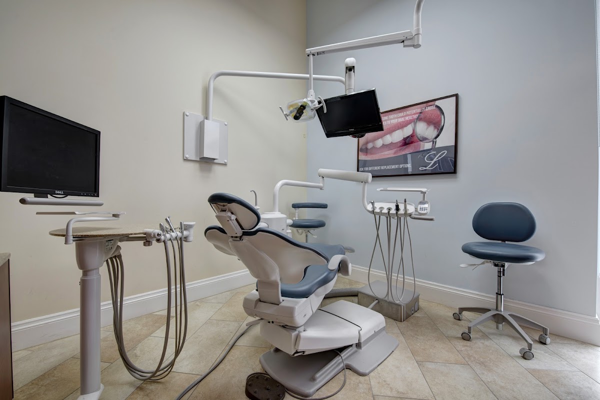 Laird Orthodontics dental clinic in East York - Photo 7