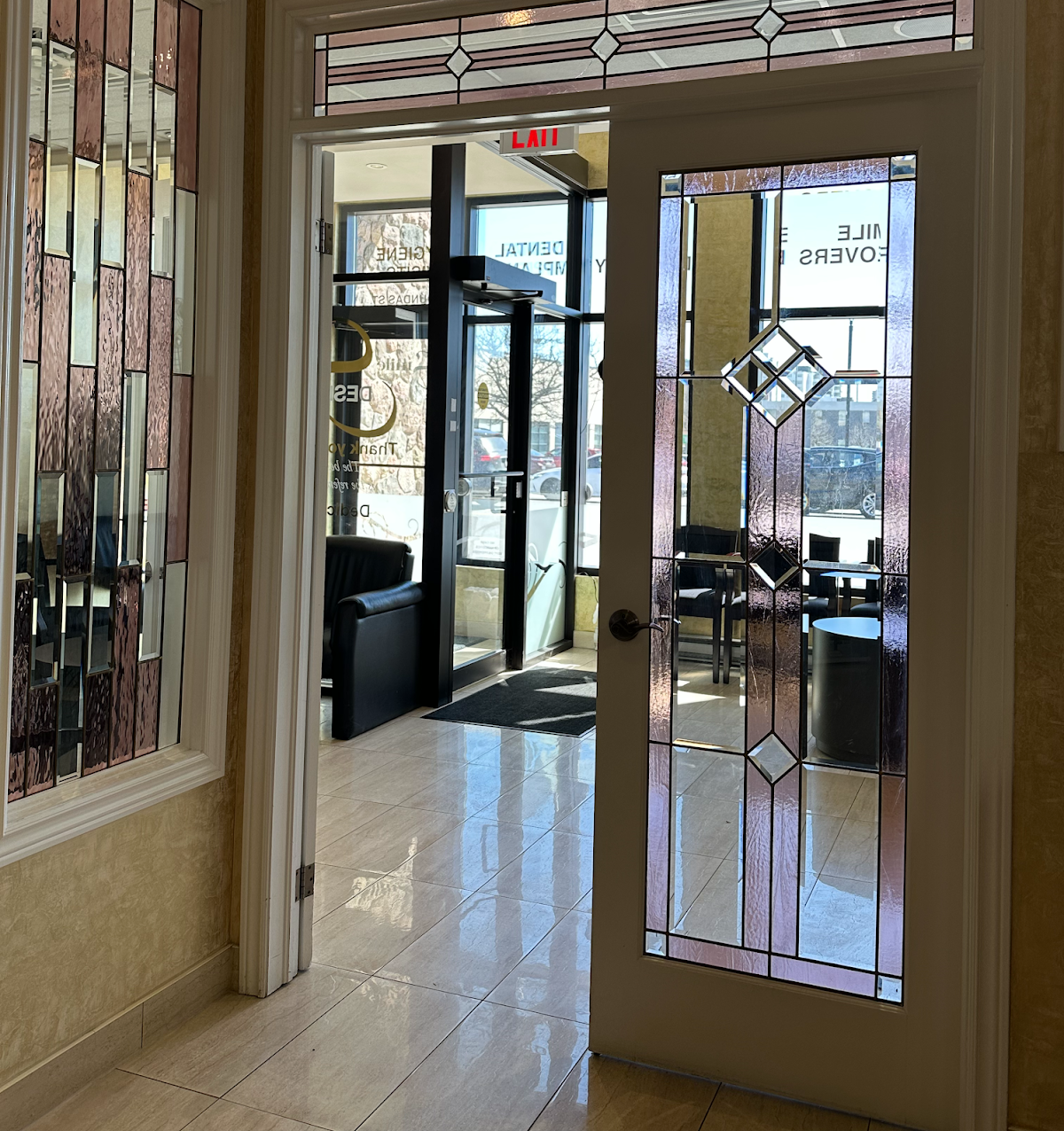 Smile Design Dentistry dental clinic in Mississauga - Photo 8