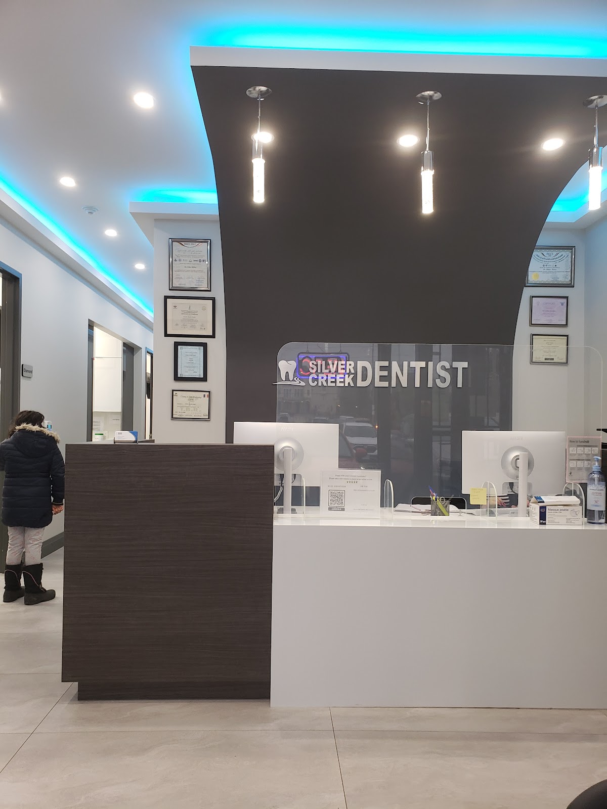 Silver Creek Dentist dental clinic in Mississauga - Photo 9