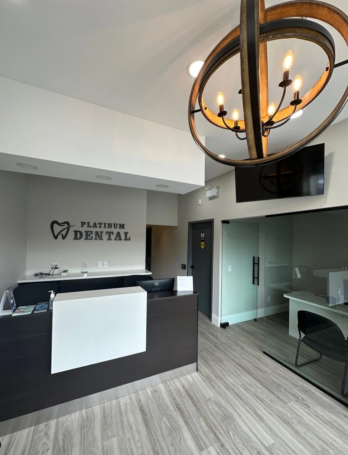 Platinum Dental dental clinic in Mississauga - Photo 2