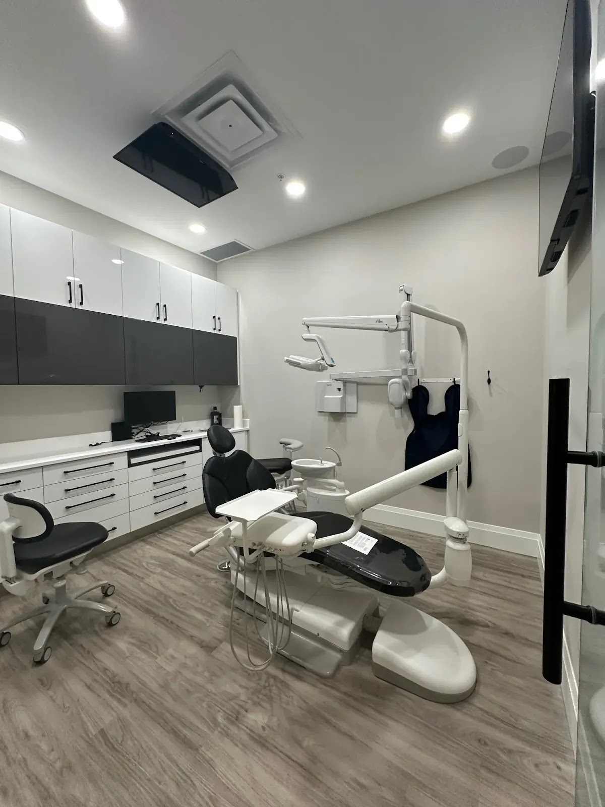 Platinum Dental dental clinic in Mississauga - Photo 3