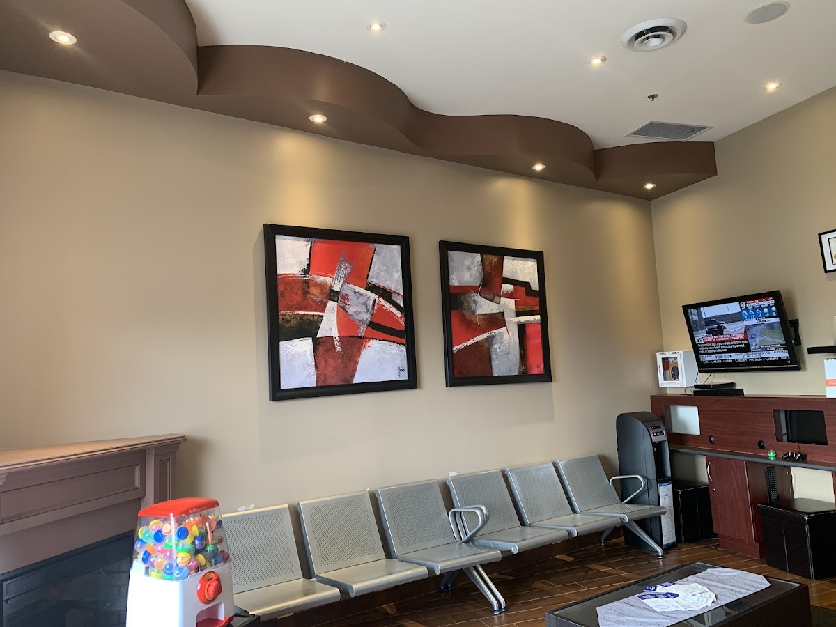 Aviva Dental dental clinic in Etobicoke - Photo 10