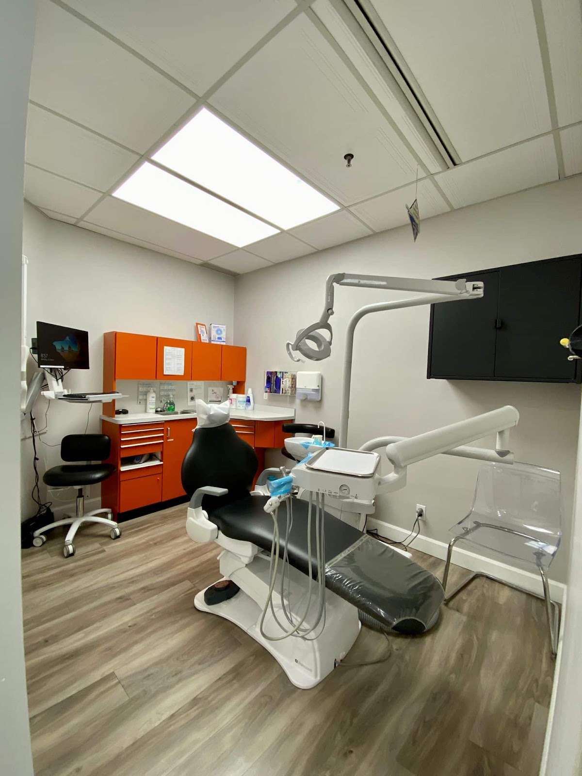 Casa Dental dental clinic in Mississauga - Photo 9