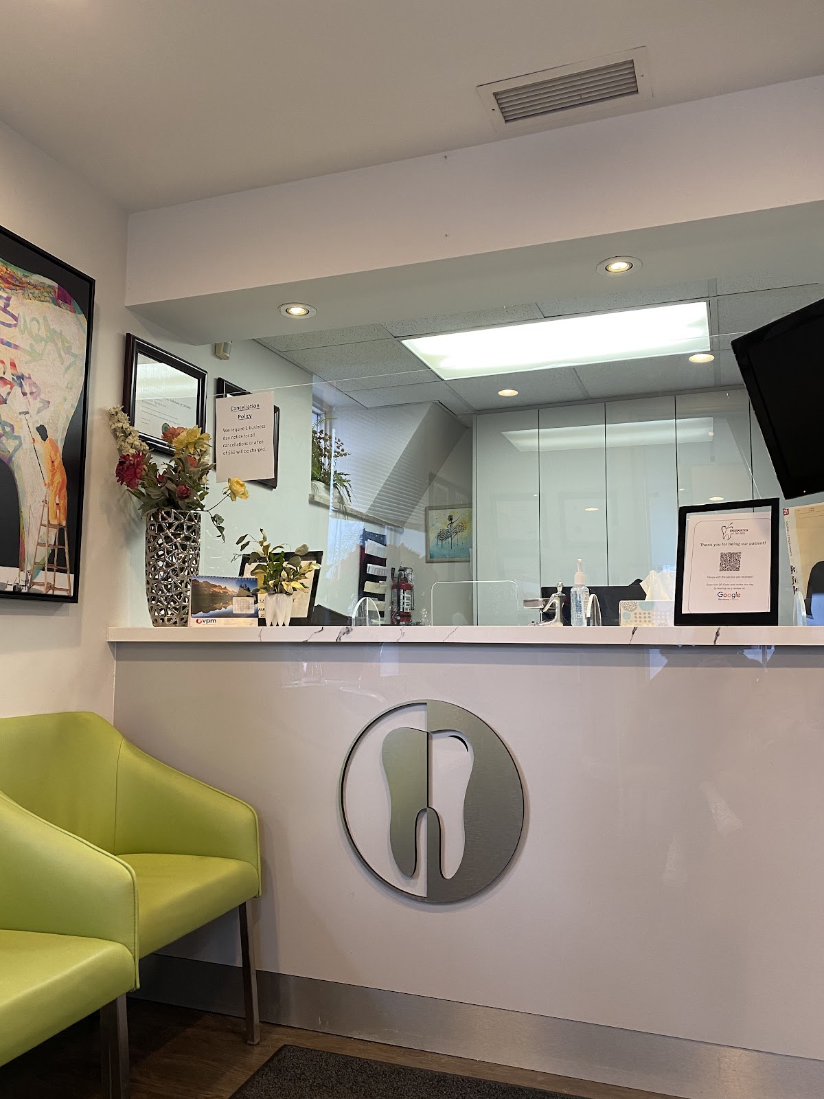 Smiles On Don Mills dental clinic in North York - Photo 2